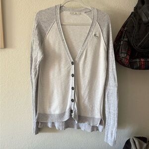 Abercrombie & Fitch Light Gray Cardigan